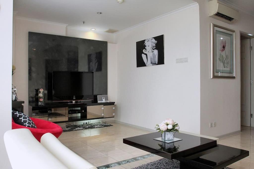 Fx Sudirman 28 Apartment Jakarta Bagian luar foto