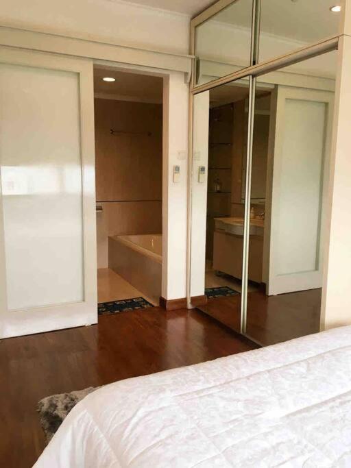 Fx Sudirman 28 Apartment Jakarta Bagian luar foto